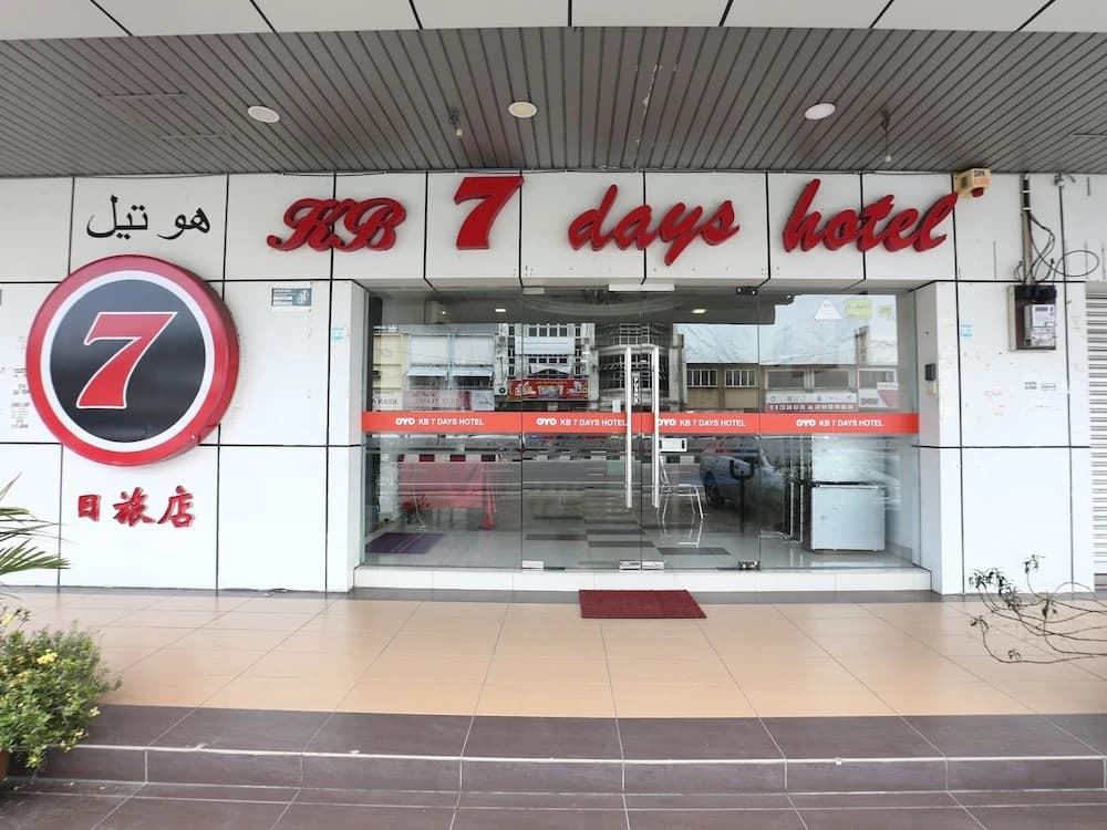 Kb 7 Days Hotel By OYO Rooms - photo 14