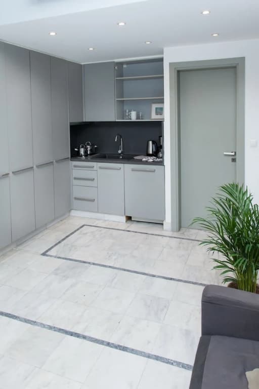 Jupiter Boutique Apartment - photo 10