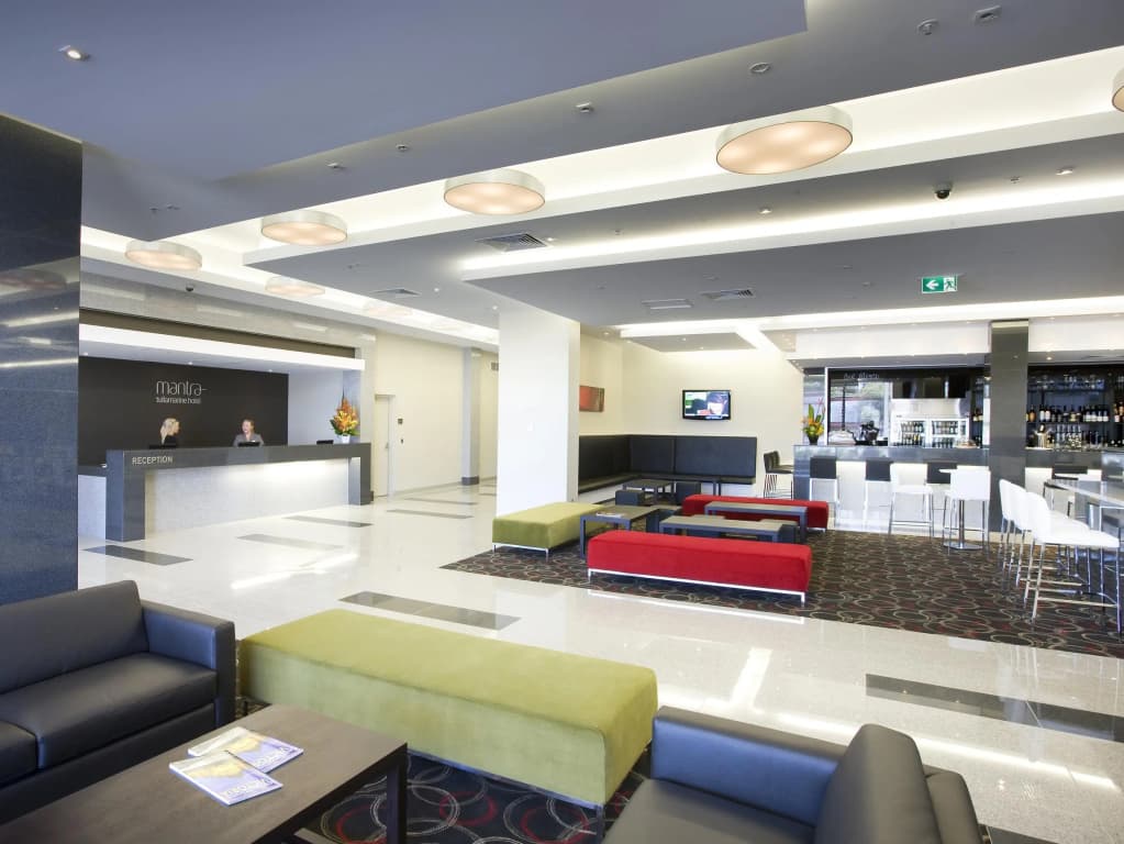 Mantra Melbourne Airport - photo 2