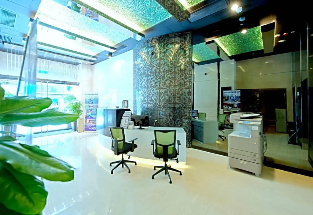 The Bauhinia Hotel - Central - photo 9