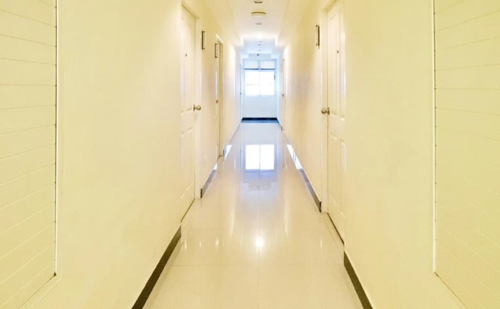 The Konnect Hotel - photo 12