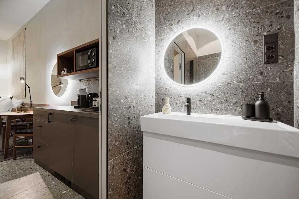 TG Design Suites Aparthotel Budapest - photo 17