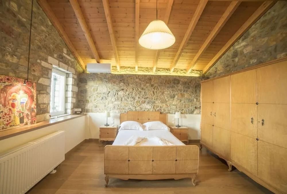 Stunning 2 bedroom house with amazing view - photo 2