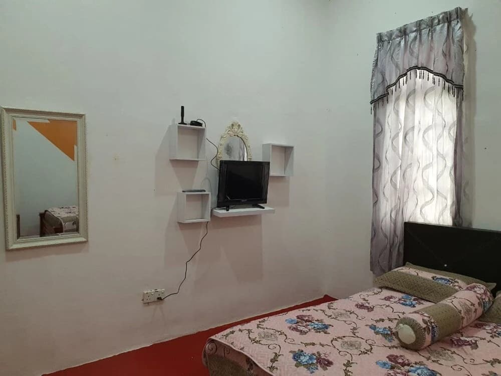 Hotel Z Dirgahayu 313 by Oyo Rooms - photo 2