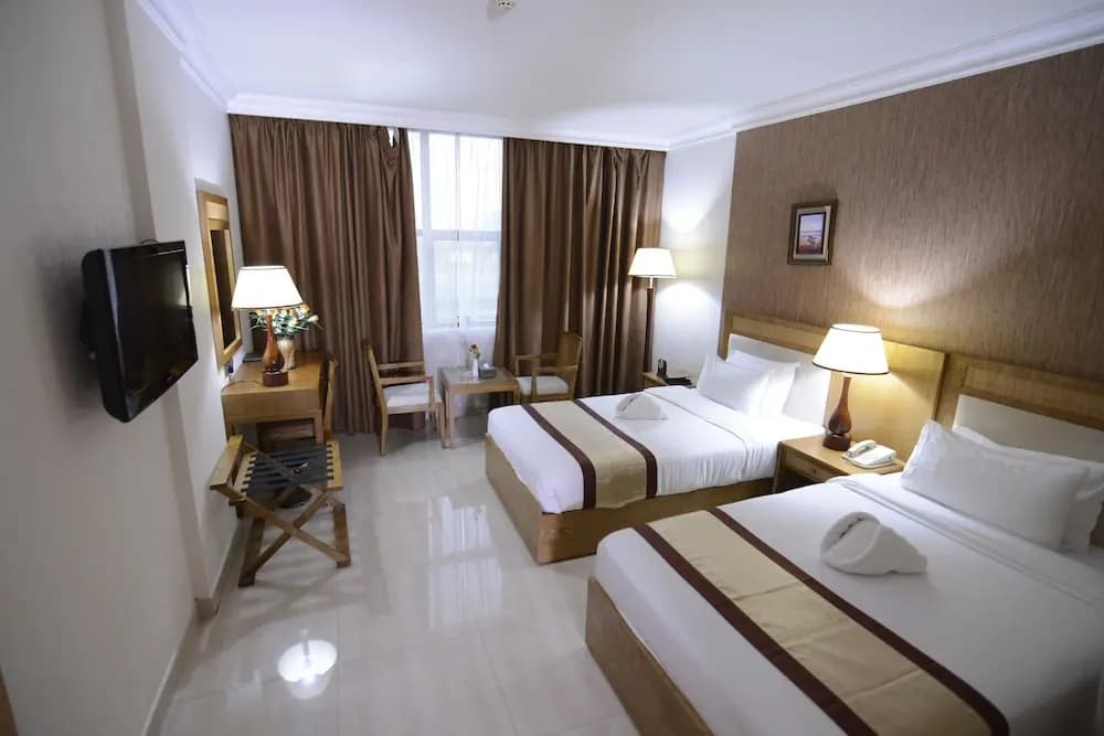 City Center Hotel - photo 6