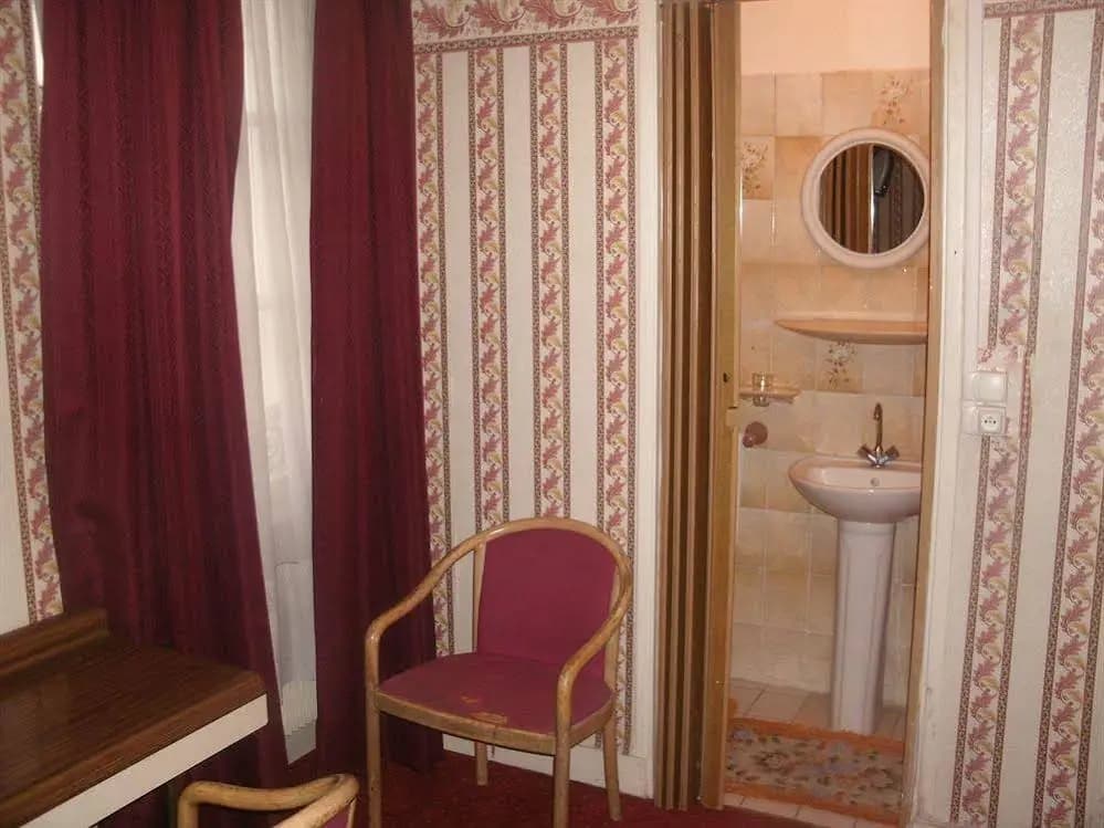Hotel Saint Pierre - photo 16