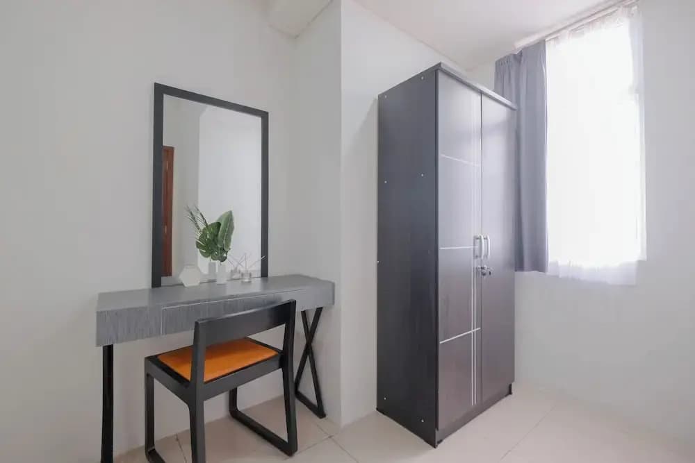 Best Deal and Comfy 2BR Apartment at Vittoria Residence - photo 9