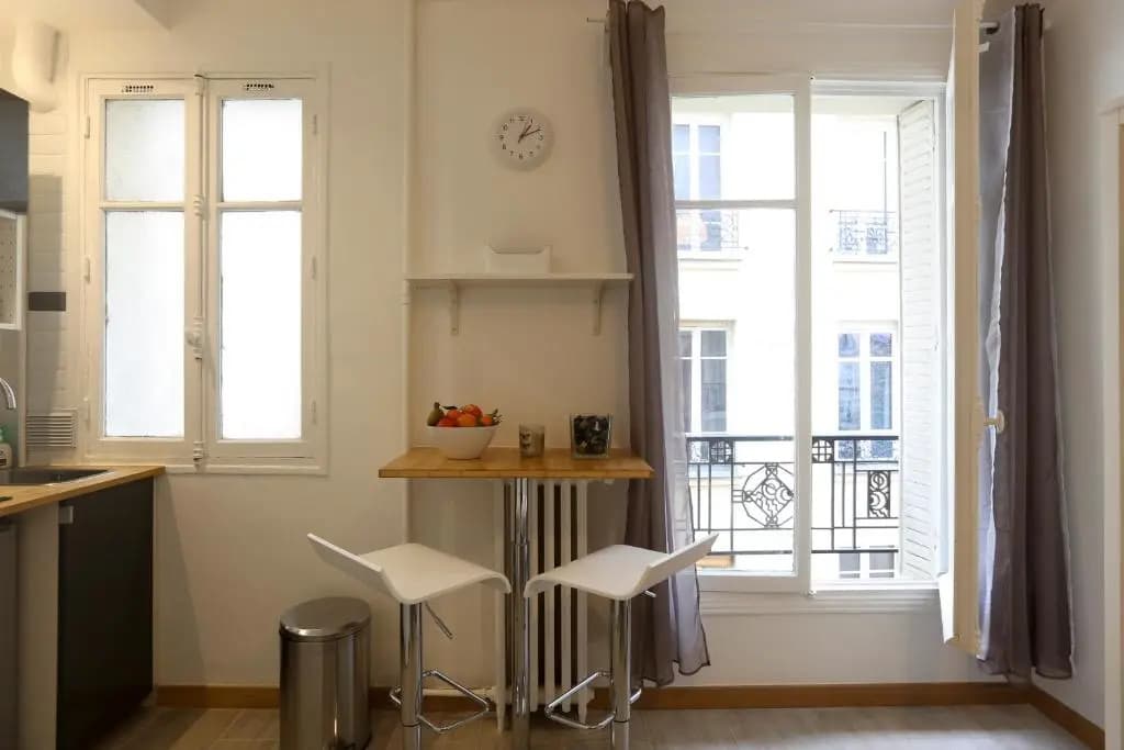 Renovated Studio for 2 - photo 2