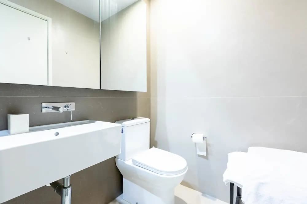 Sunshine Boutique Apartments Collins - photo 9