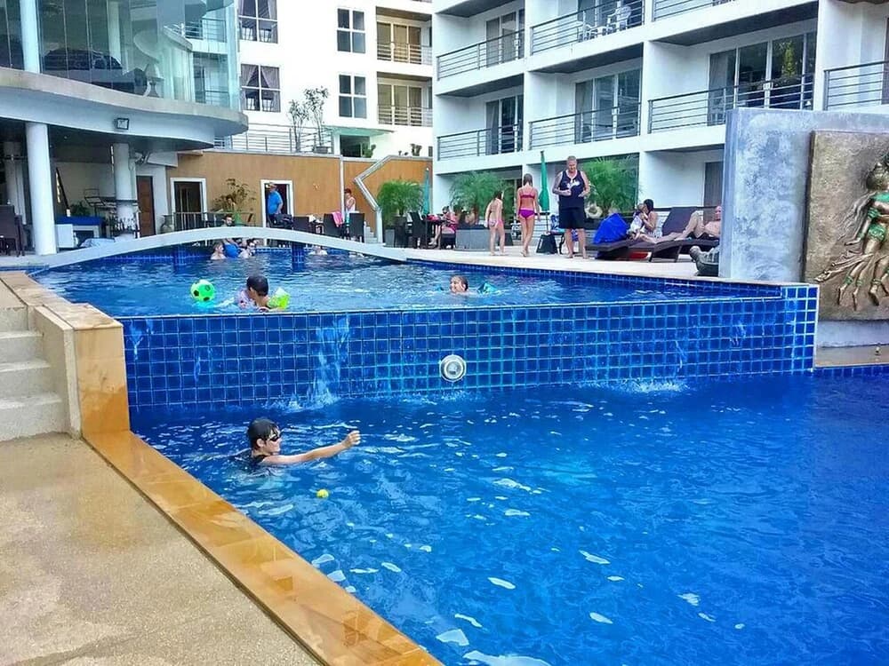 Beststayinphuket Poolview - photo 13