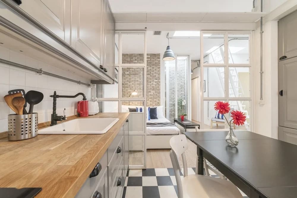 Cosy Modern Studio Flat Close to Metro Piramide - photo 9