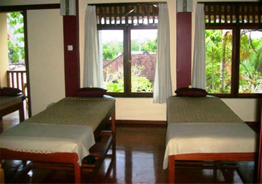 Loka Sari Guest House and Spa - photo 6