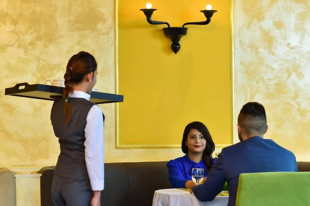 The Avenue Hotel - photo 29