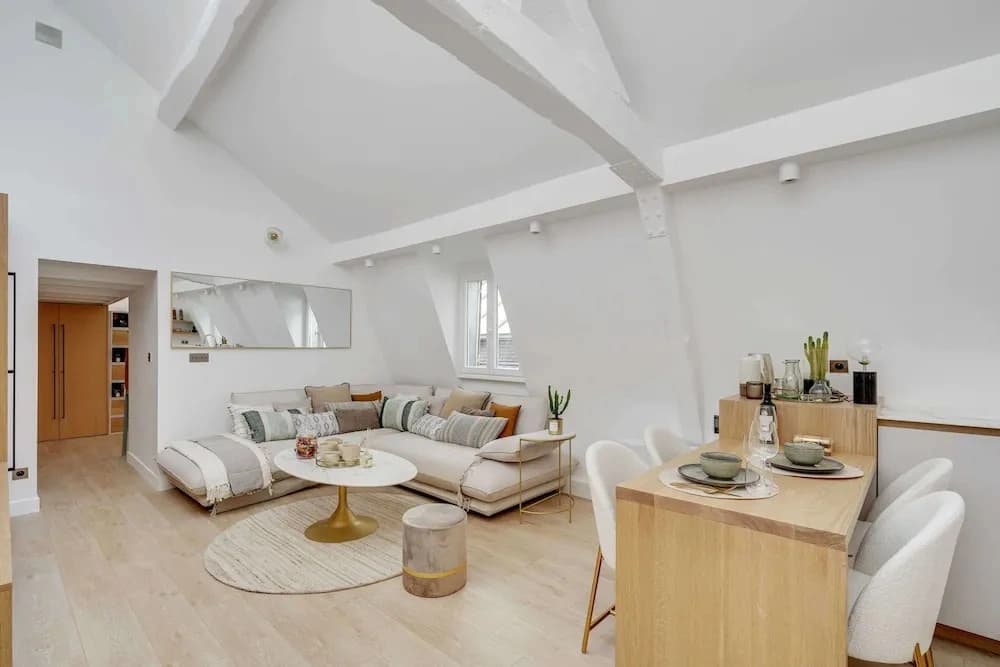 Historical Apartment in the Heart of Paris - 4 - photo 12