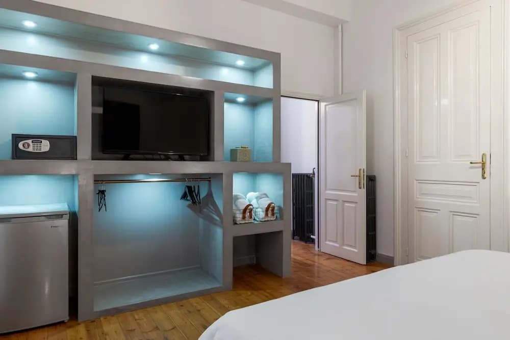 2 Mazi Suites - photo 29
