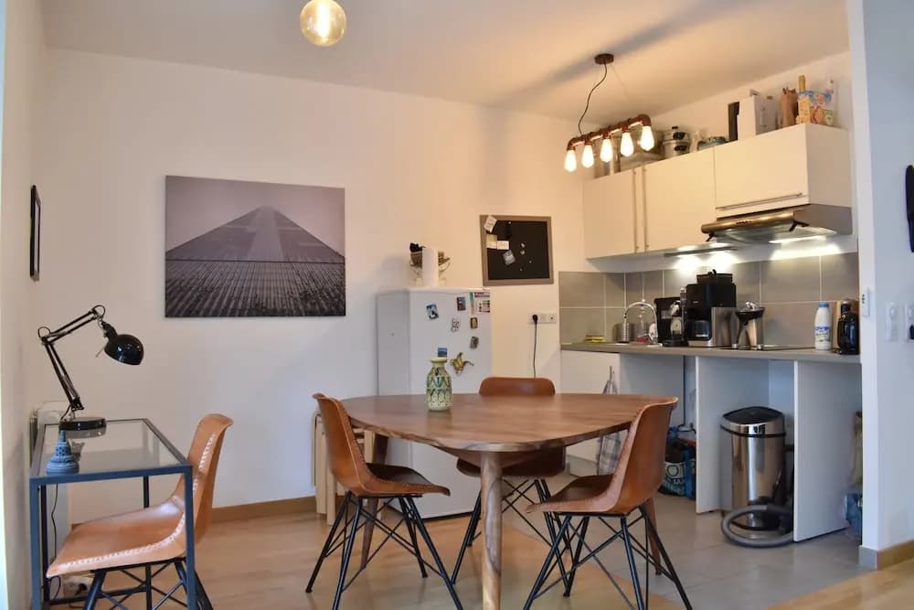 Charming Apartment in Gambetta, Ménilmontant - photo 5