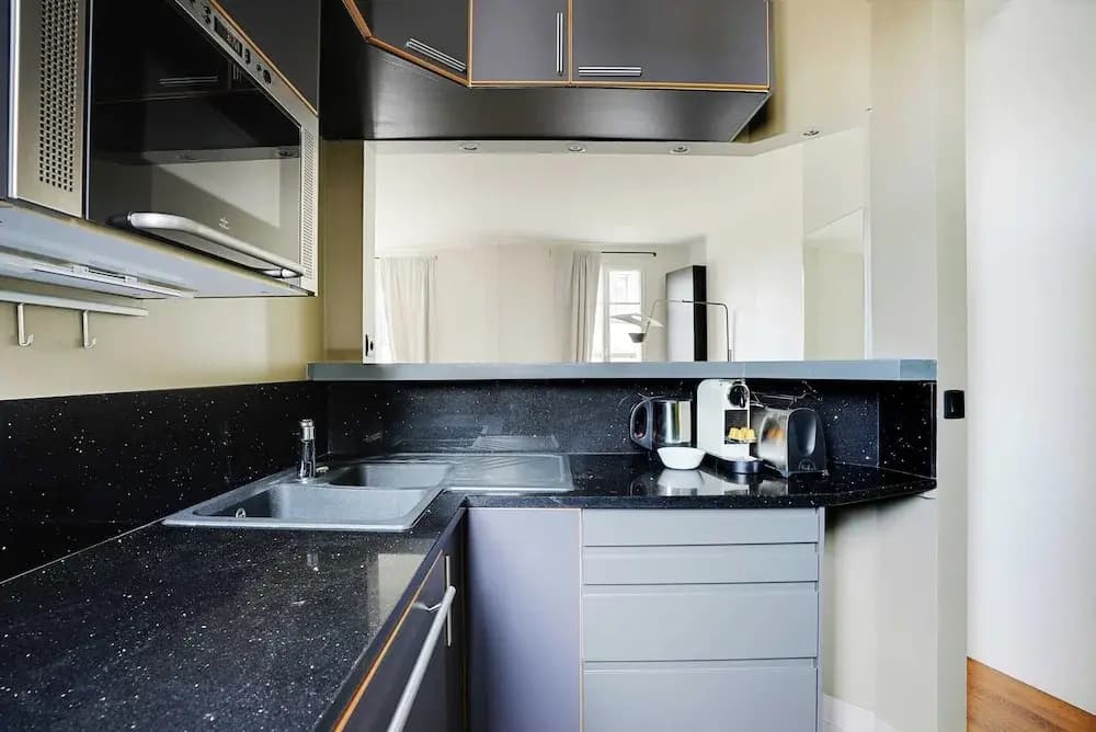Comfortable Apartment-1br/4p-place du Trocadero - photo 8