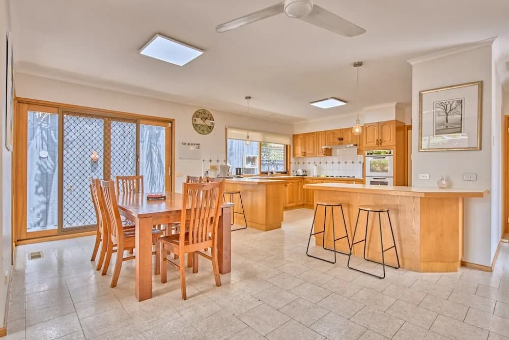 Spacious family home St Kilda - photo 13