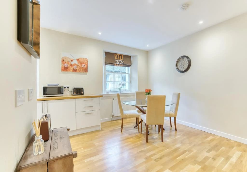 The Gloucester Lane Residence - photo 34