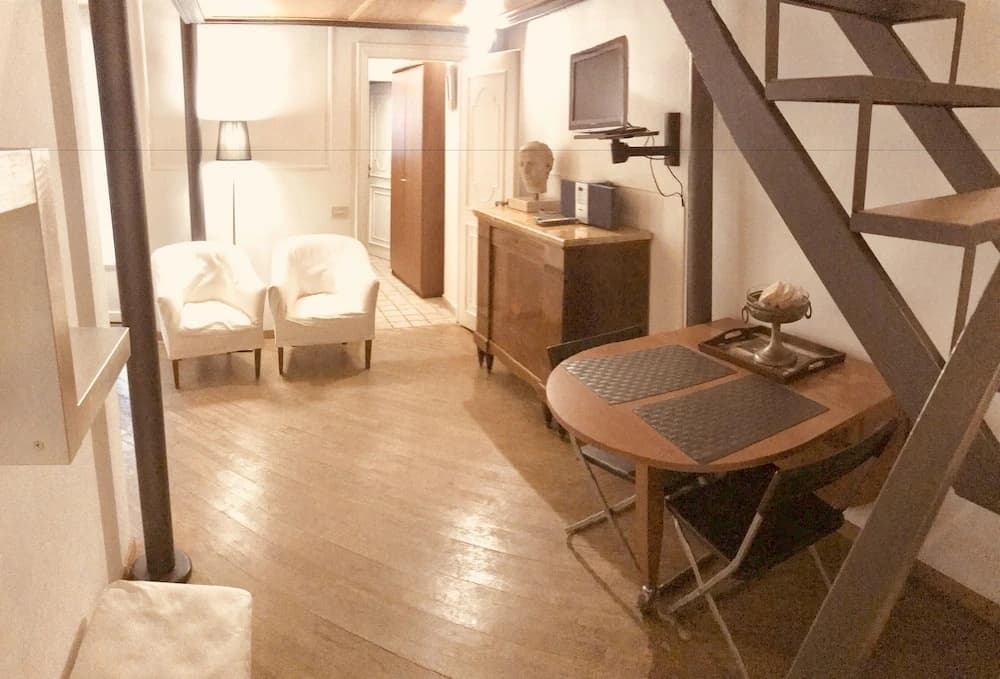 Pantheonview - Imperial Apartment - photo 40