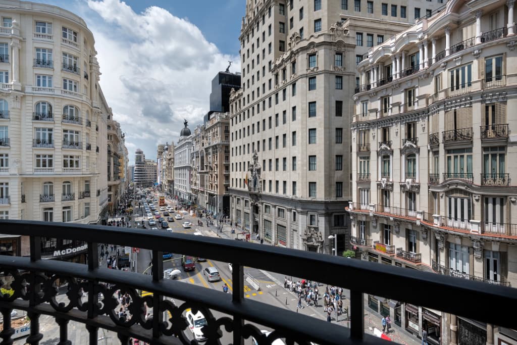 NH Collection Madrid Gran Vía - photo 17