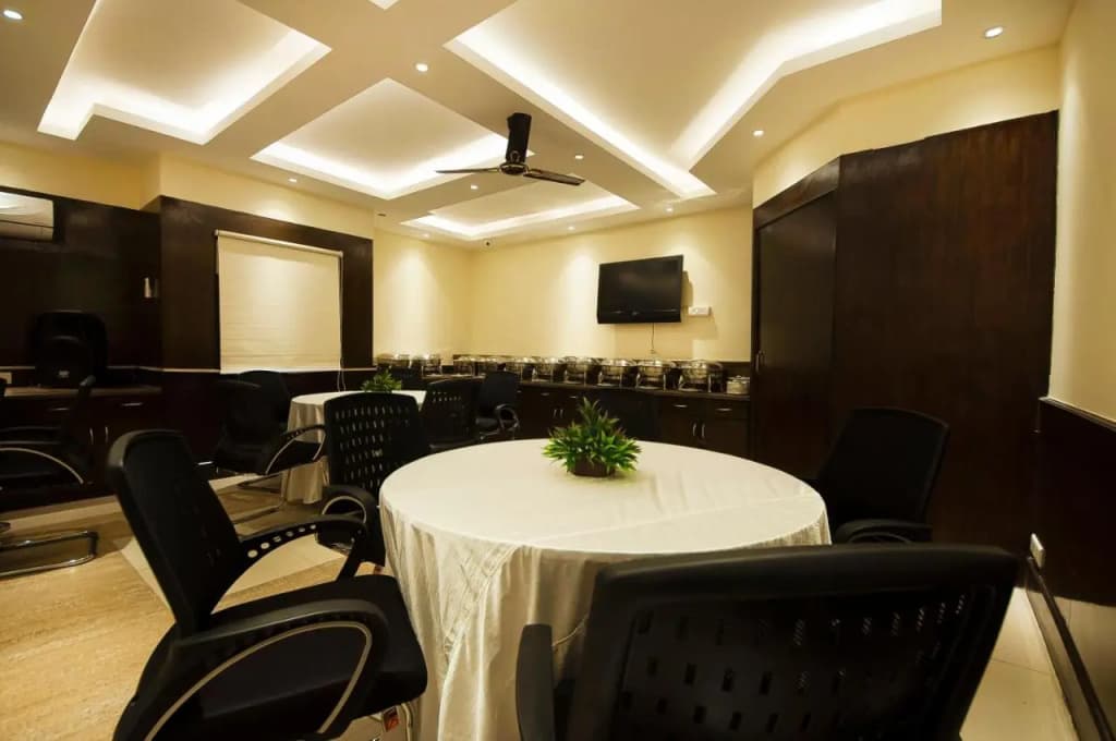 The Oakland plaza - Nehru Place by Orion Hotels - photo 24