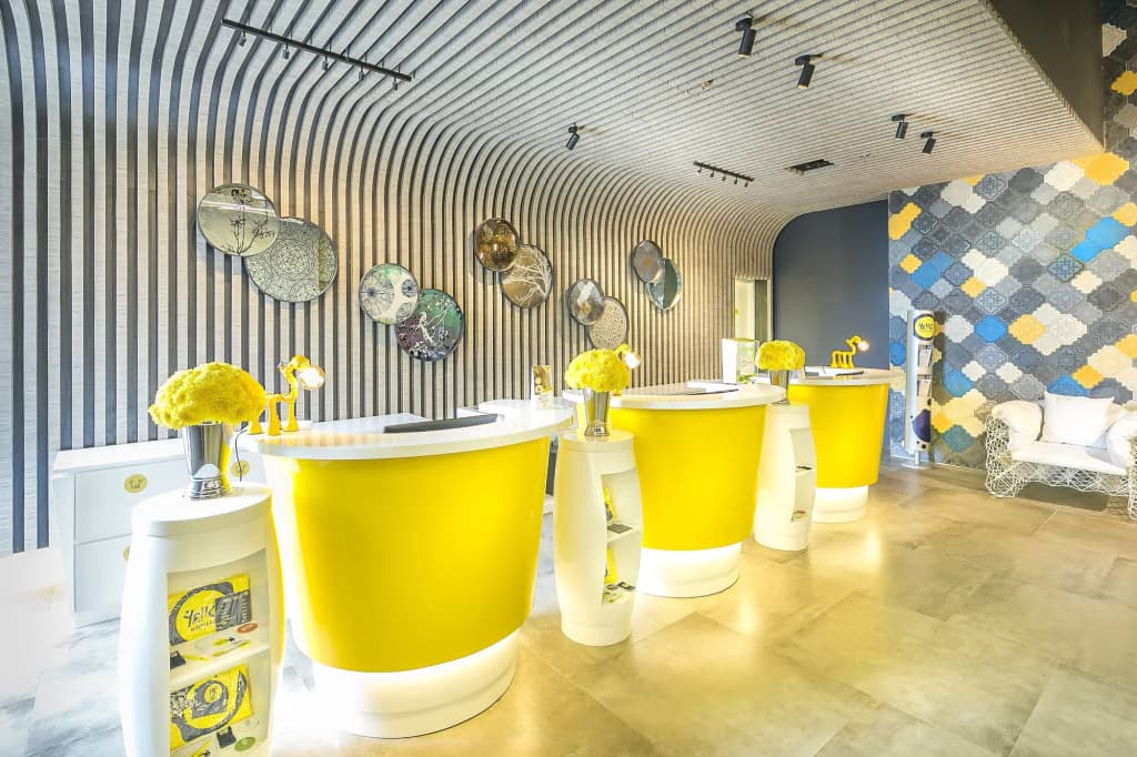 YELLO Hotel Harmoni Jakarta - photo 8
