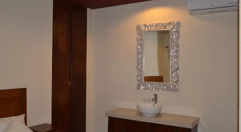 Shreya Guest House - photo 10