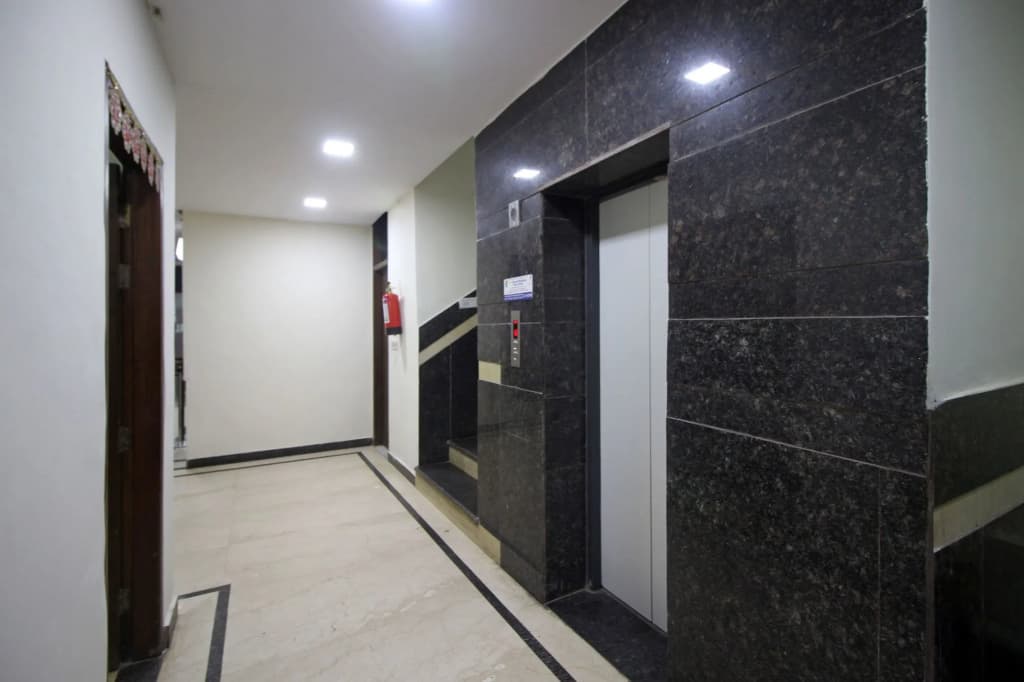 OYO 9148 Hotel Global Inn - photo 13