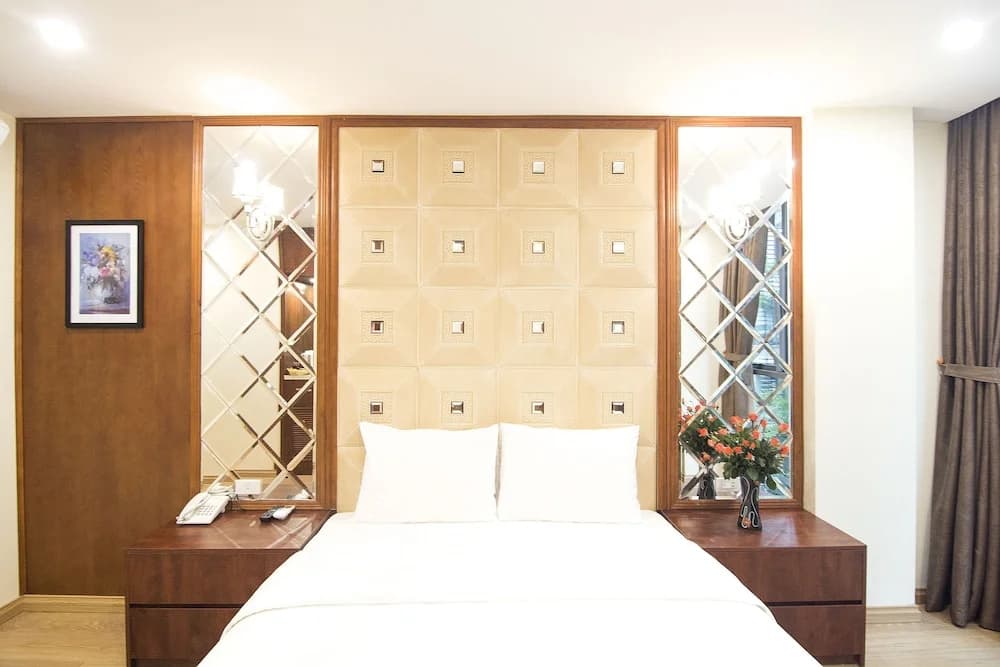 New Century Hotel - photo 26