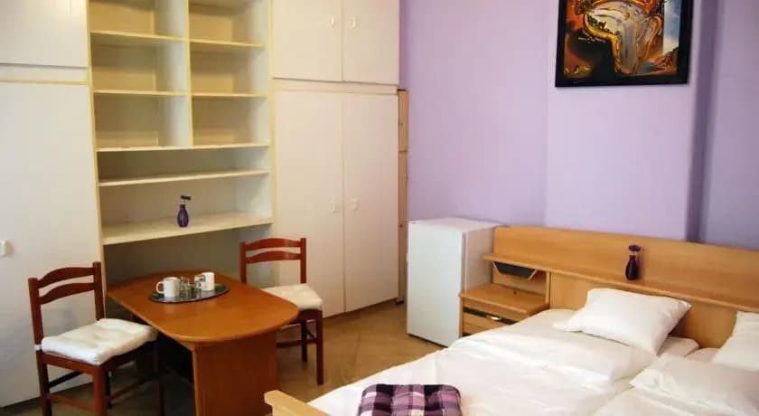 Discover Budapest Guest House - photo 4