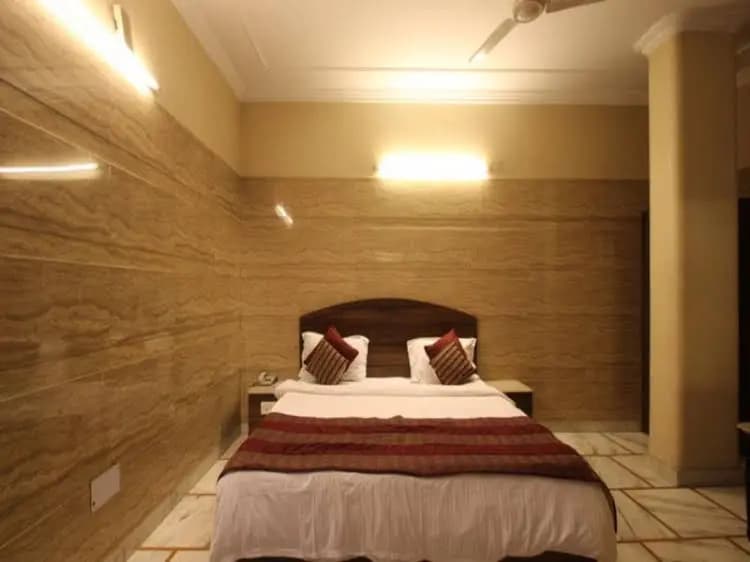 Hotel Bill Palace - photo 2