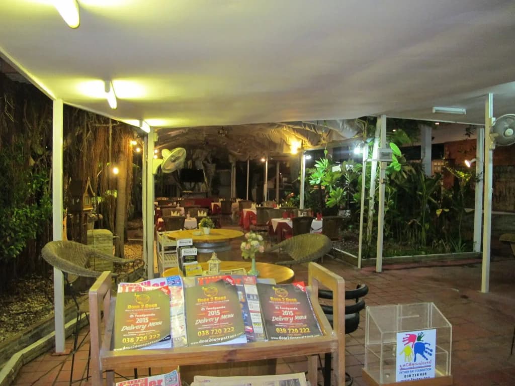 Valentino Restaurant & Guesthouse - photo 15