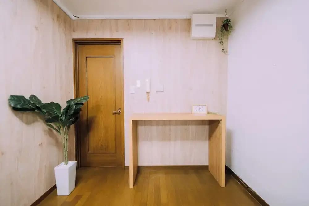 5BDR 1.5BA Osaka Castle House - photo 19