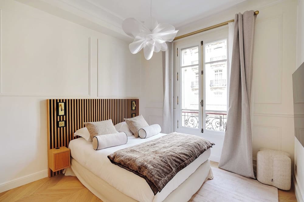 Elegant A/C Apt 2br/6p - Paris 17th/monceau - photo 3