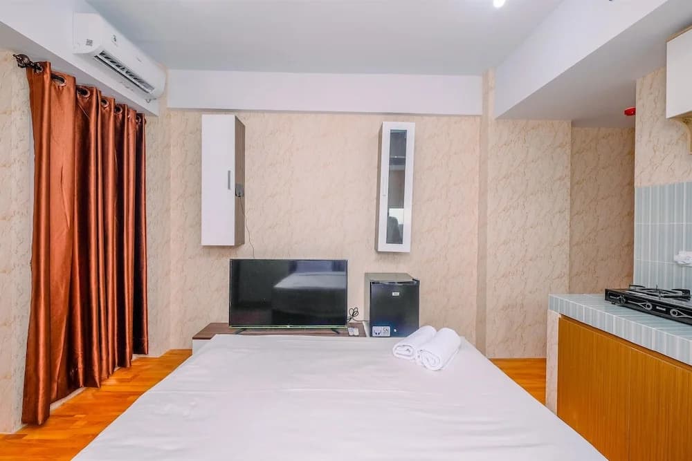 Nice And Cozy Studio At La Hub City Apartment - photo 4