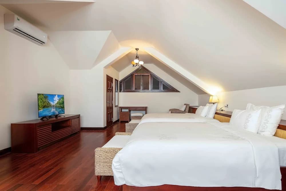 Luxury Danang Beach Pool Villa - photo 6