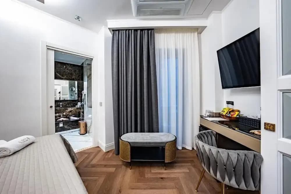 Sofia Ultra Suite Collection - photo 7