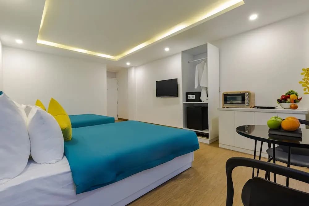 Lyn's Hotel & Apartment - photo 6