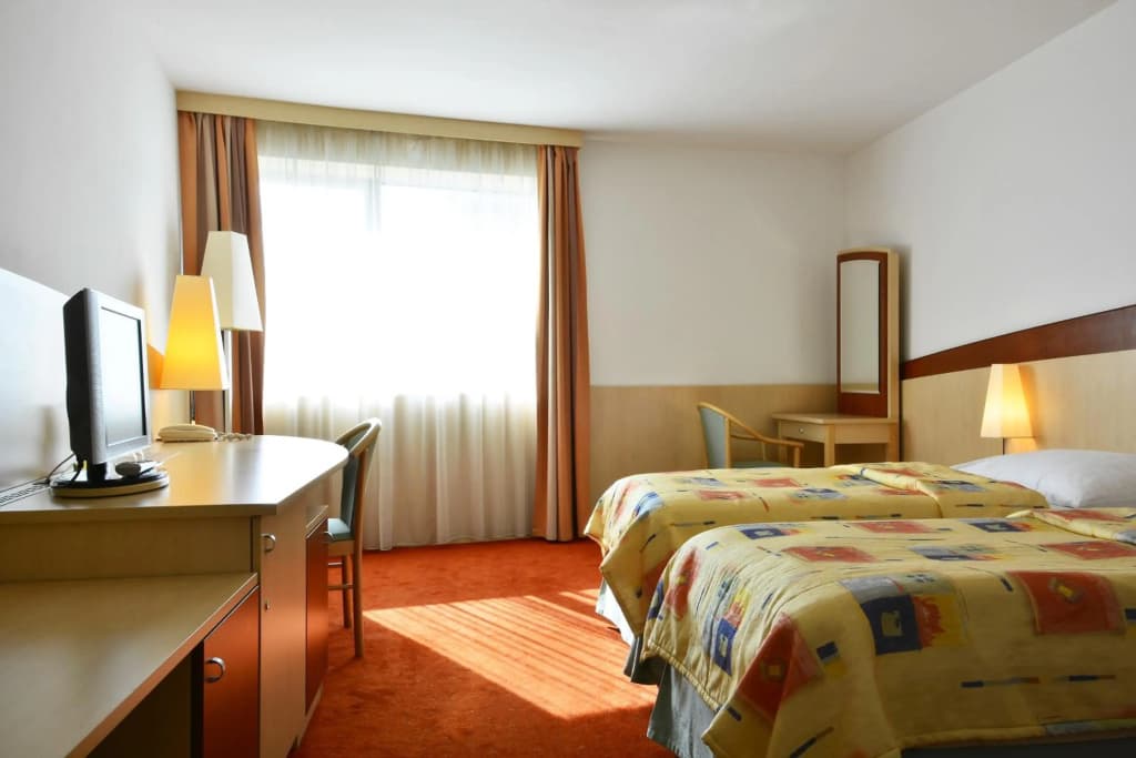 Hotel Artemis - photo 26