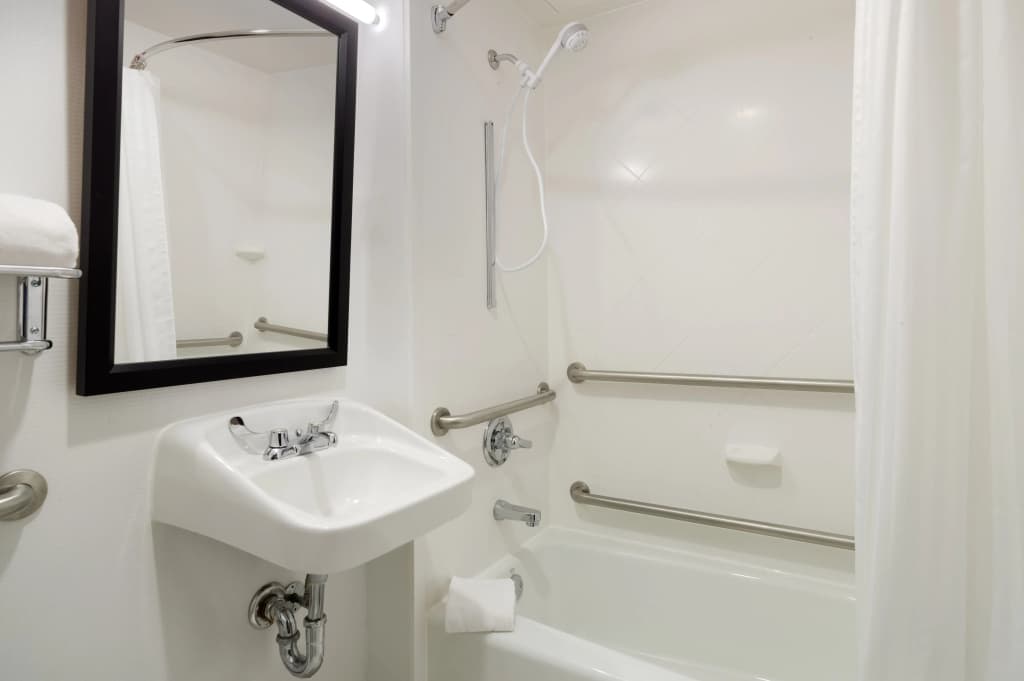 Hampton Inn Manhattan Seaport Financial District - photo 9