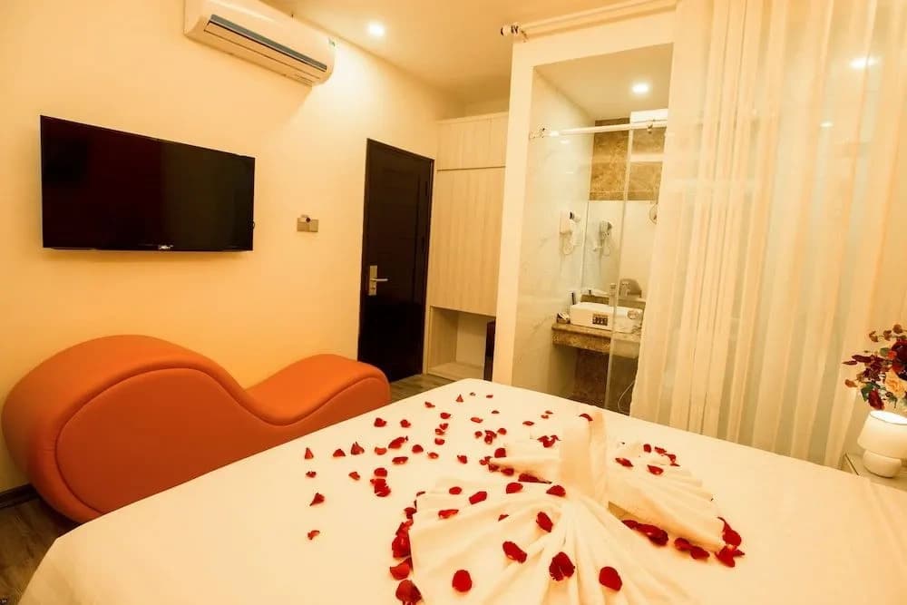 Golden hotel - photo 6