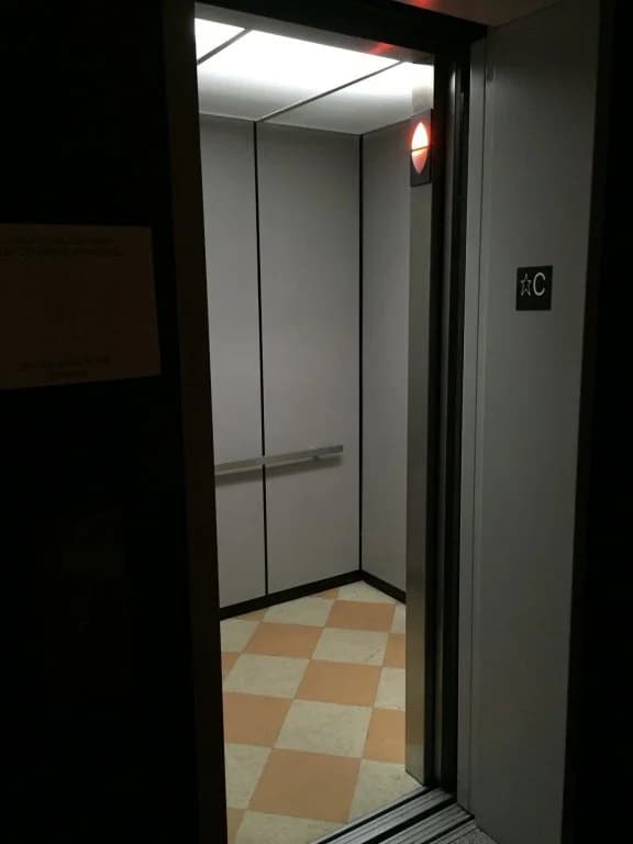 Explore Hotel and Hostel - photo 8