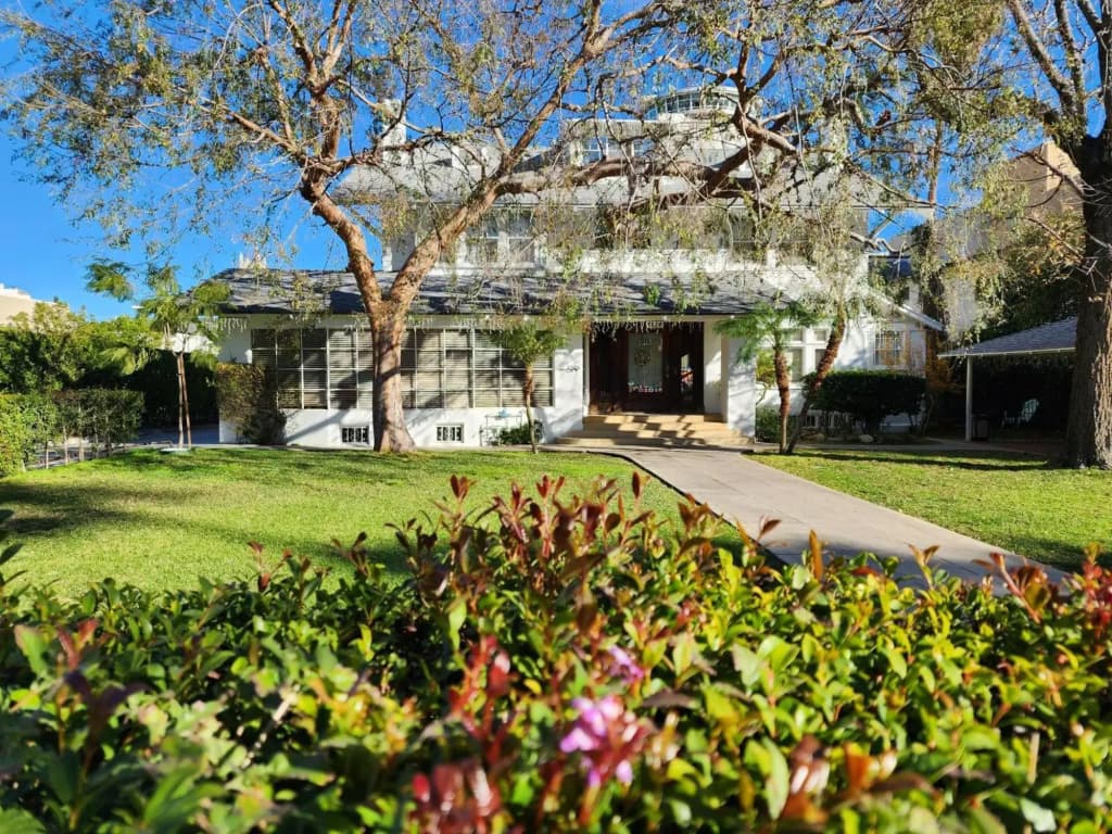 Orange Drive Hostel - photo 22