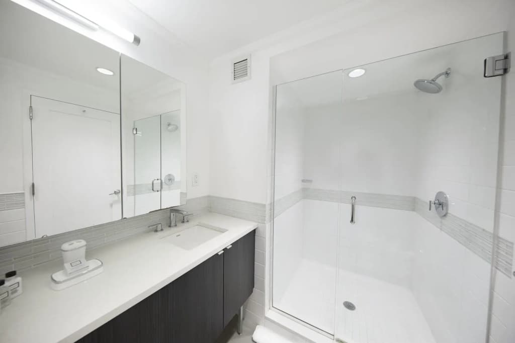 Bridgestreet at Beekman Towers - photo 9