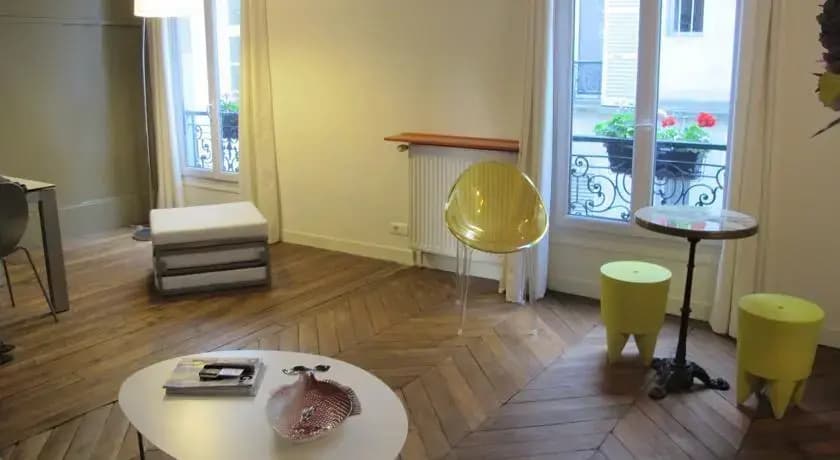 Apartment between Montmartre and Opera - photo 3