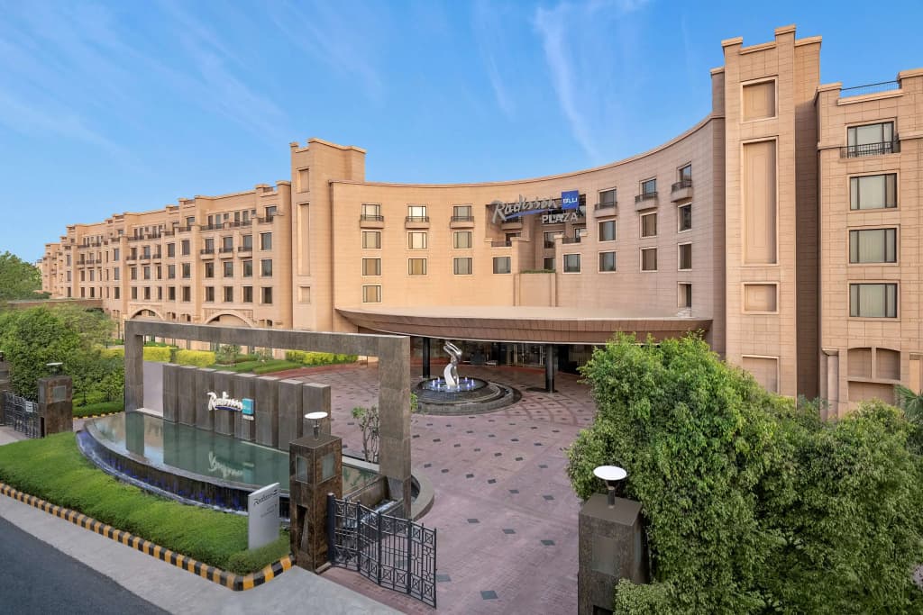 Radisson Blu Plaza Delhi Airport - main photo