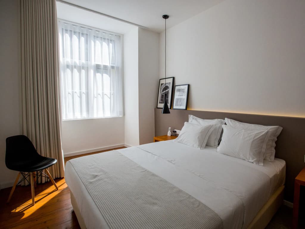 The 8 Downtown Suites - photo 3