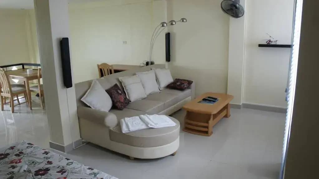 Jomtien Beach Apartments - photo 7