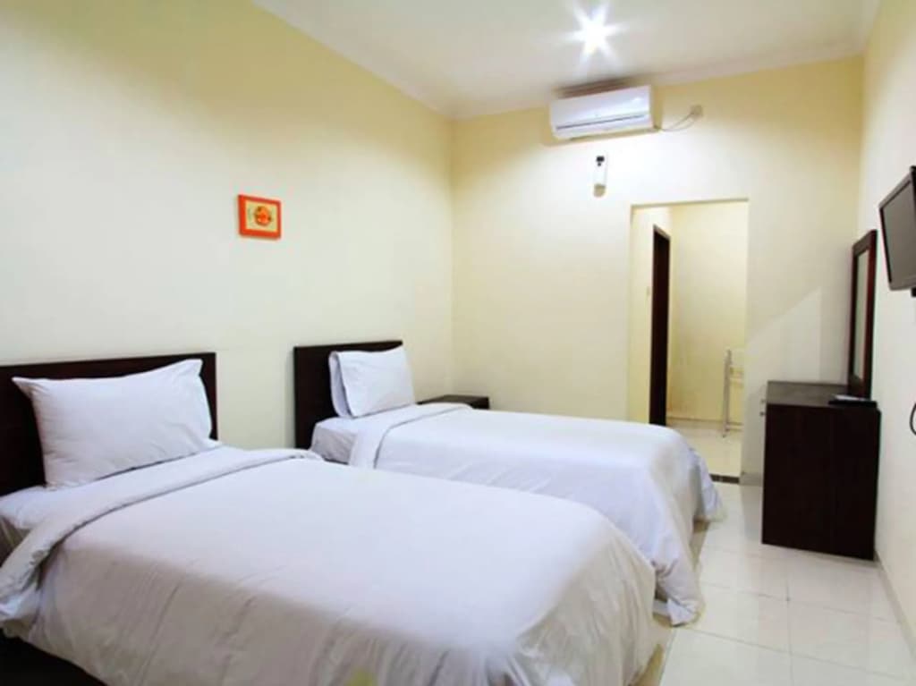 Surya Inn - photo 4
